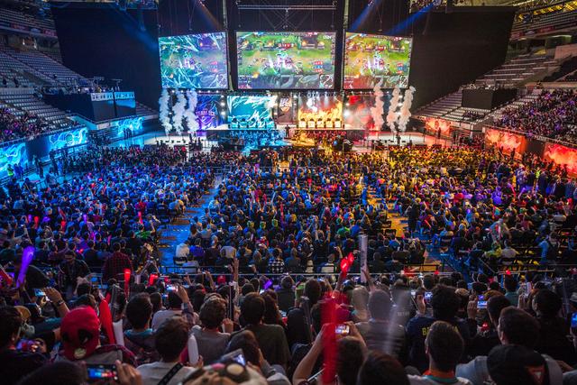 他都能在这 他都能在这