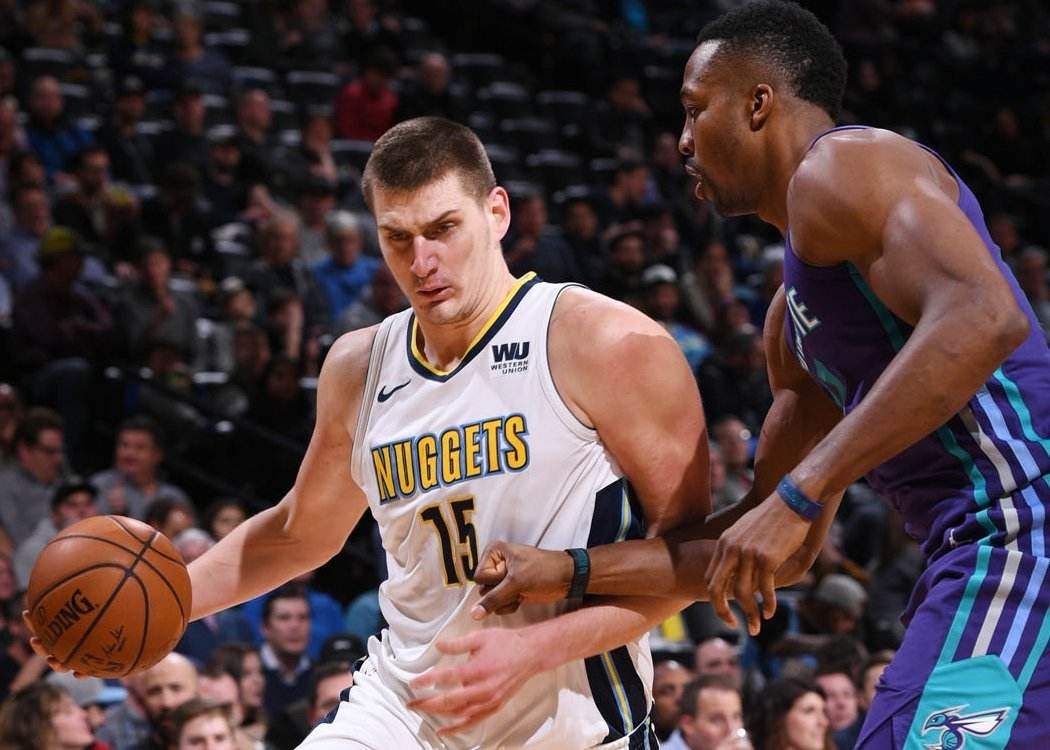 成绩让她微 成绩让她微