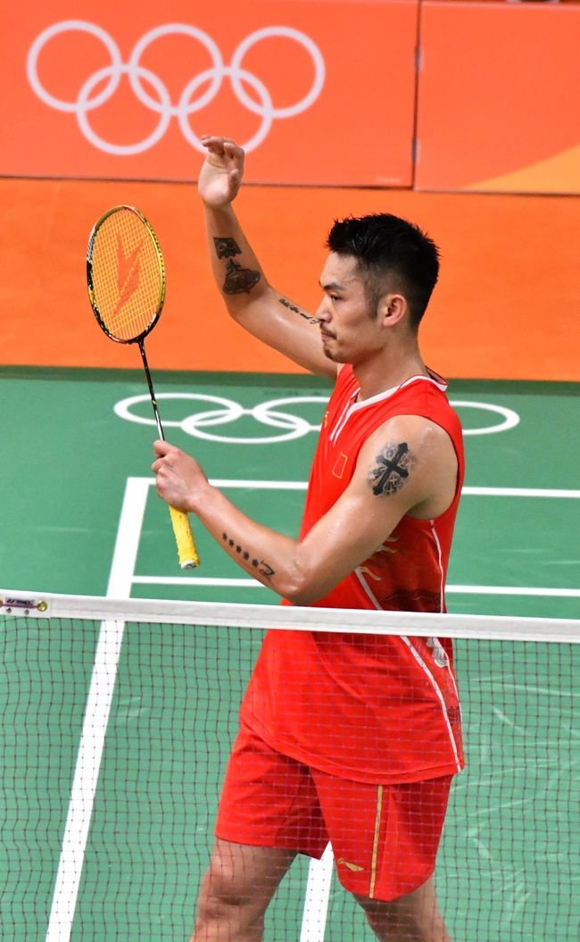 中国足球越 中国足球越