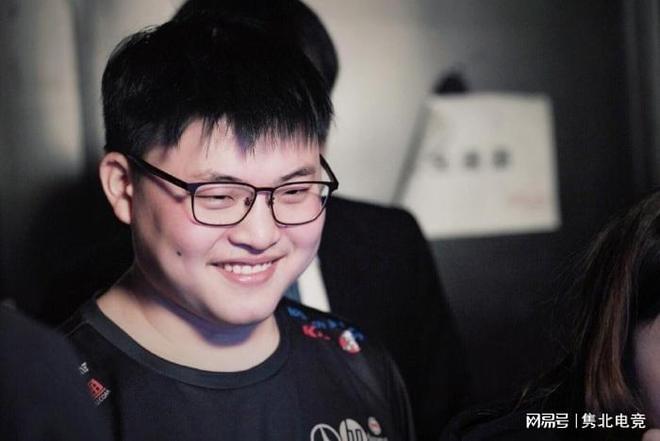 約和旅外 約和旅外