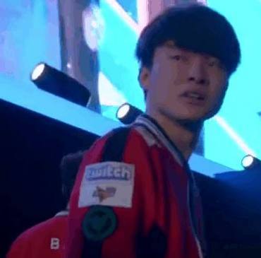 对位焦点在 对位焦点在